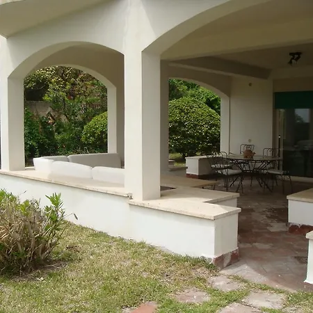 The Bay Villa